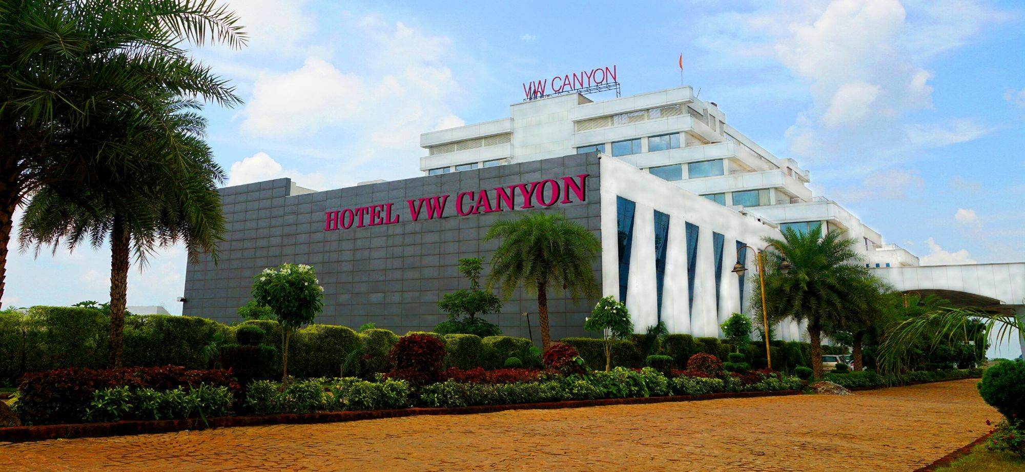 Vw Canyon Raipur  Exterior photo